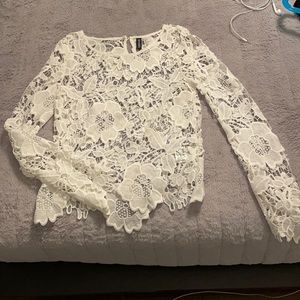 White flower long sleeve top